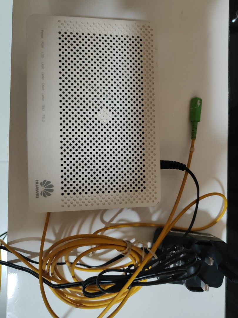Huawei HG8240H5 Modem, Computers & Tech, Parts & Accessories