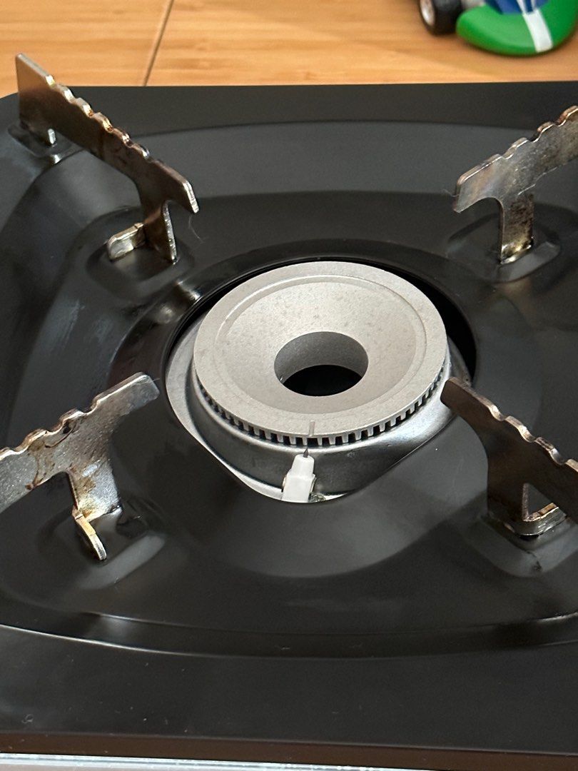 Iwatani gas stove, Furniture & Home Living, Kitchenware & Tableware