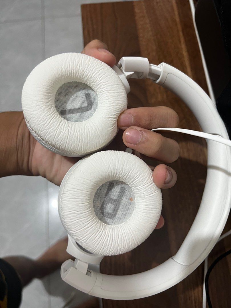 Jbl wired headphones audio headphones headsets on carousell