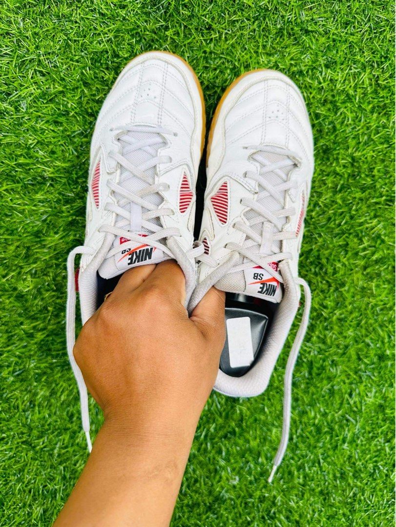 Kasut nike supreme shop
