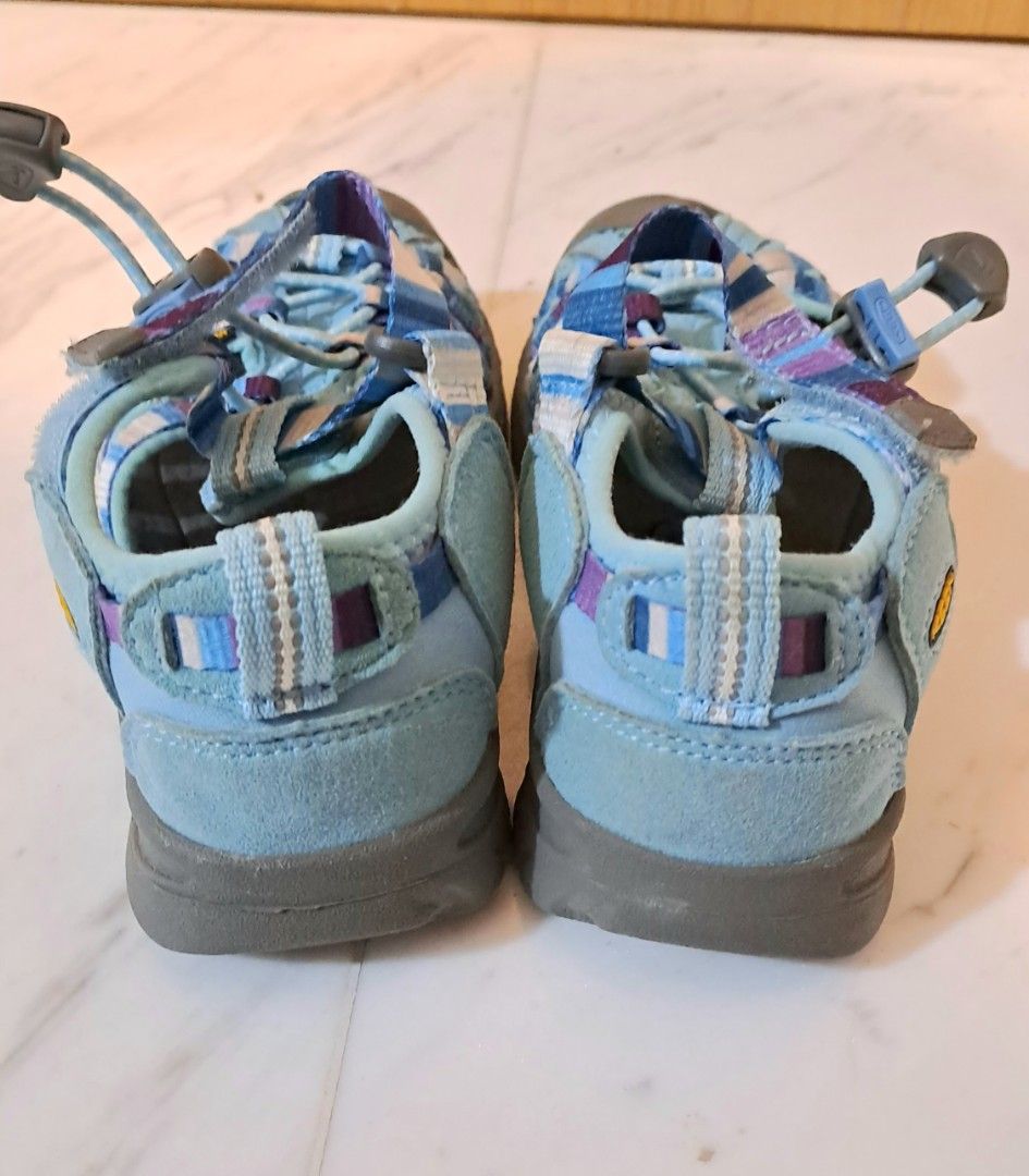 Keen kids shop shoes sale
