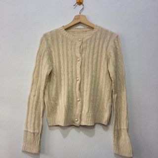 (Kategori: ) berada di . Dikirim oleh shfnabilaa (ID iklan 1223862827, Gambar 1). Deskripsi: .