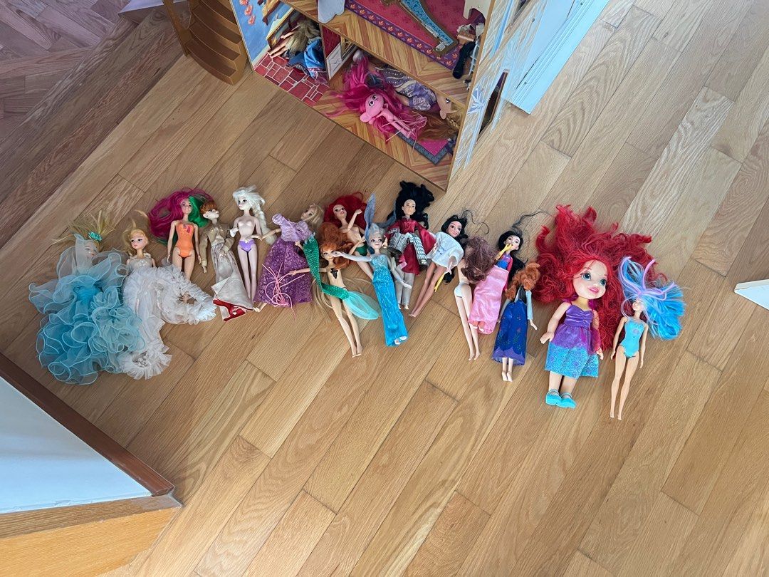 Kidkraft frozen deals arendelle dollhouse