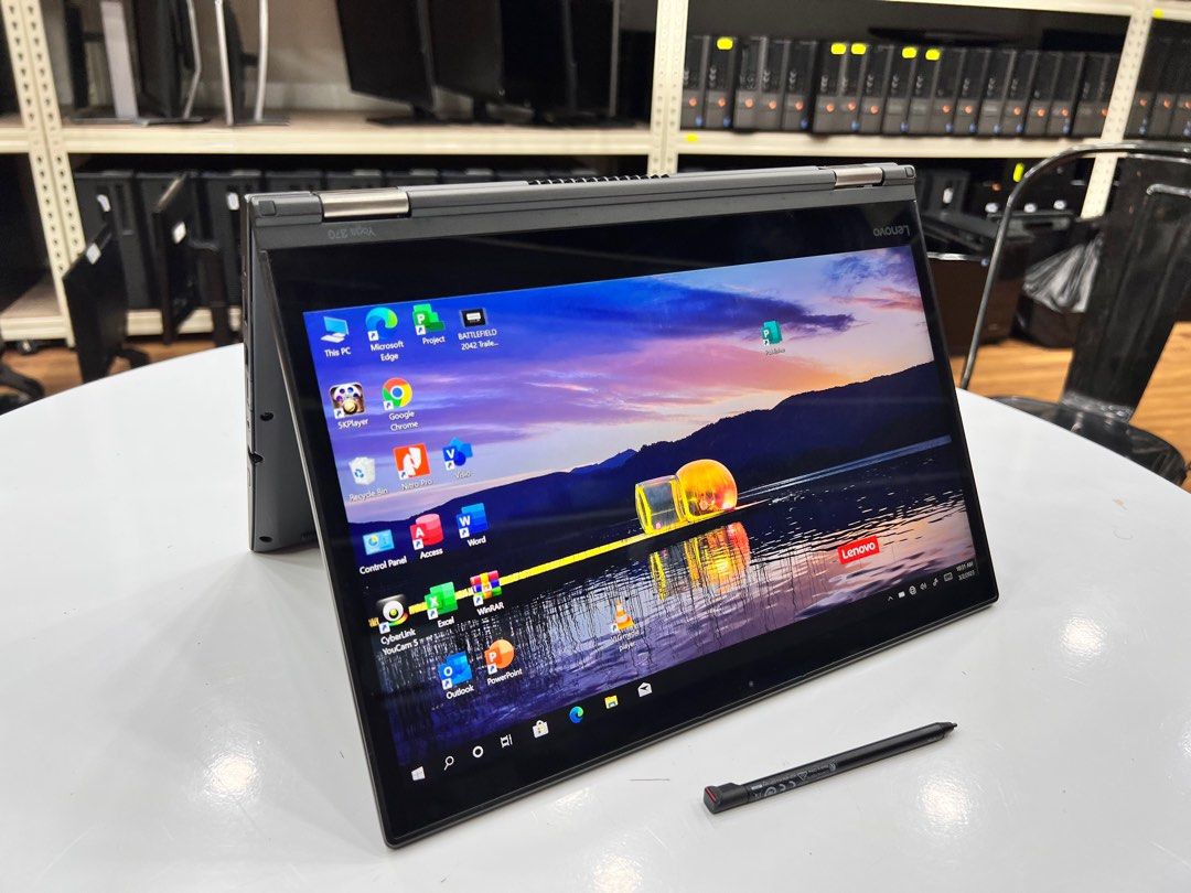 Lenovo Thinkpad Yoga 370 Intel i7-7th Generation Touch Screen X360