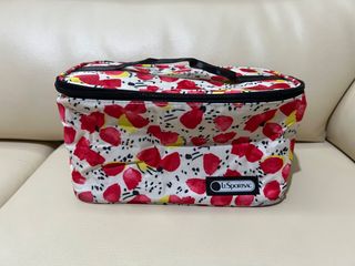 （分類：）位於 。 由 gabithelf 提交（商品編號 1220214639，圖片 1）。簡介： 。