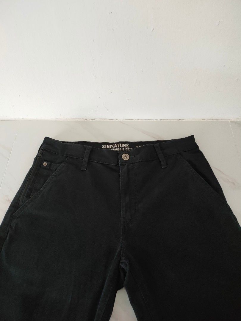 LEVI STRAUSS SIGNATURE S67 ATHLETIC FIT MEN'S JEANS BLACK🔥, Men's Fashion,  Bottoms, Jeans on Carousell