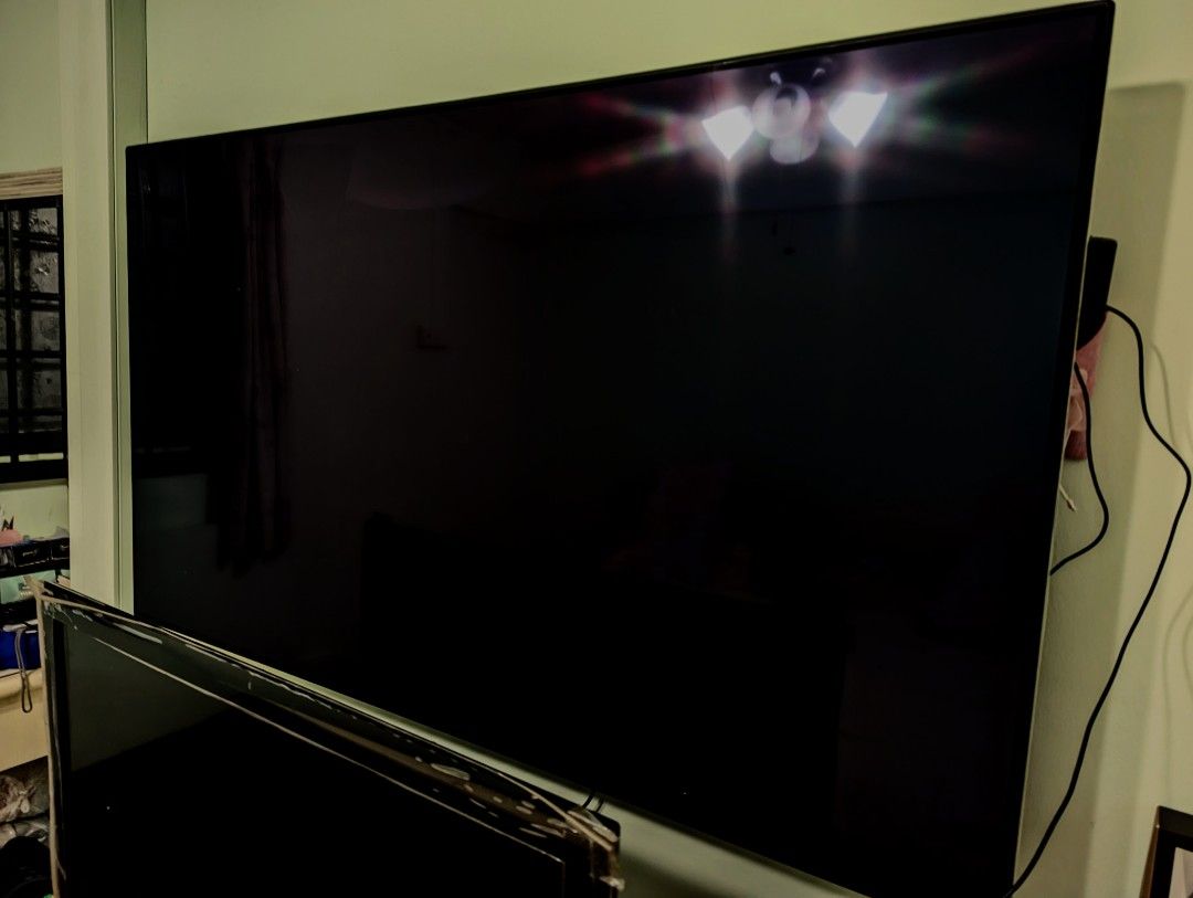 LG55 inch TV screen crack, TV & Home Appliances, TV & Entertainment, TV