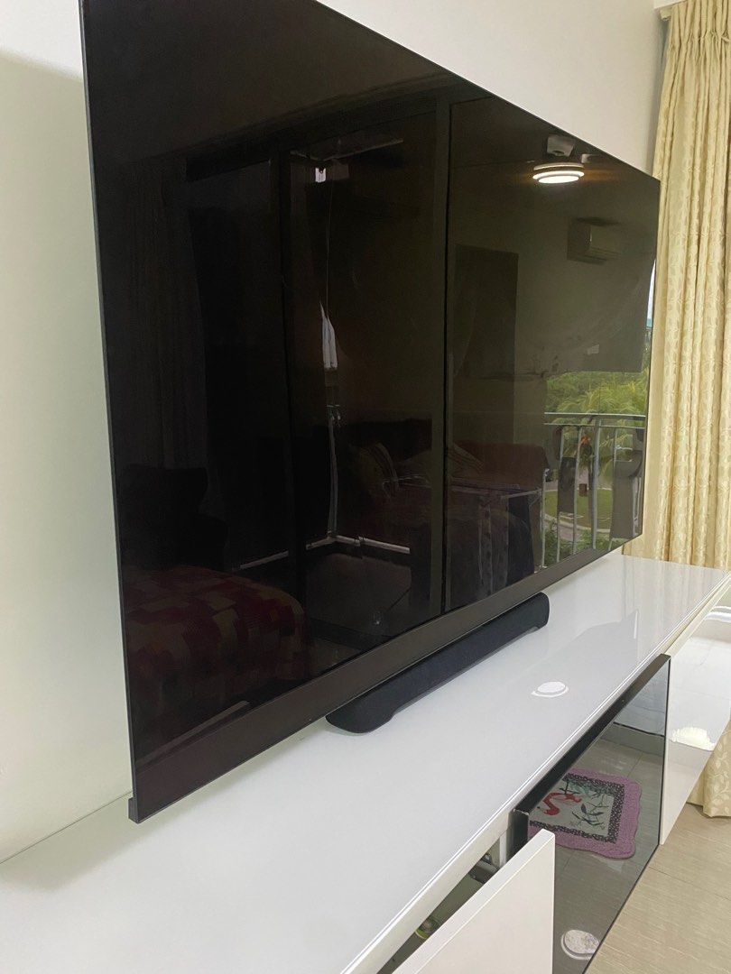 LG OLED 65Inch tv screen got cracked not working, TV & Home Appliances