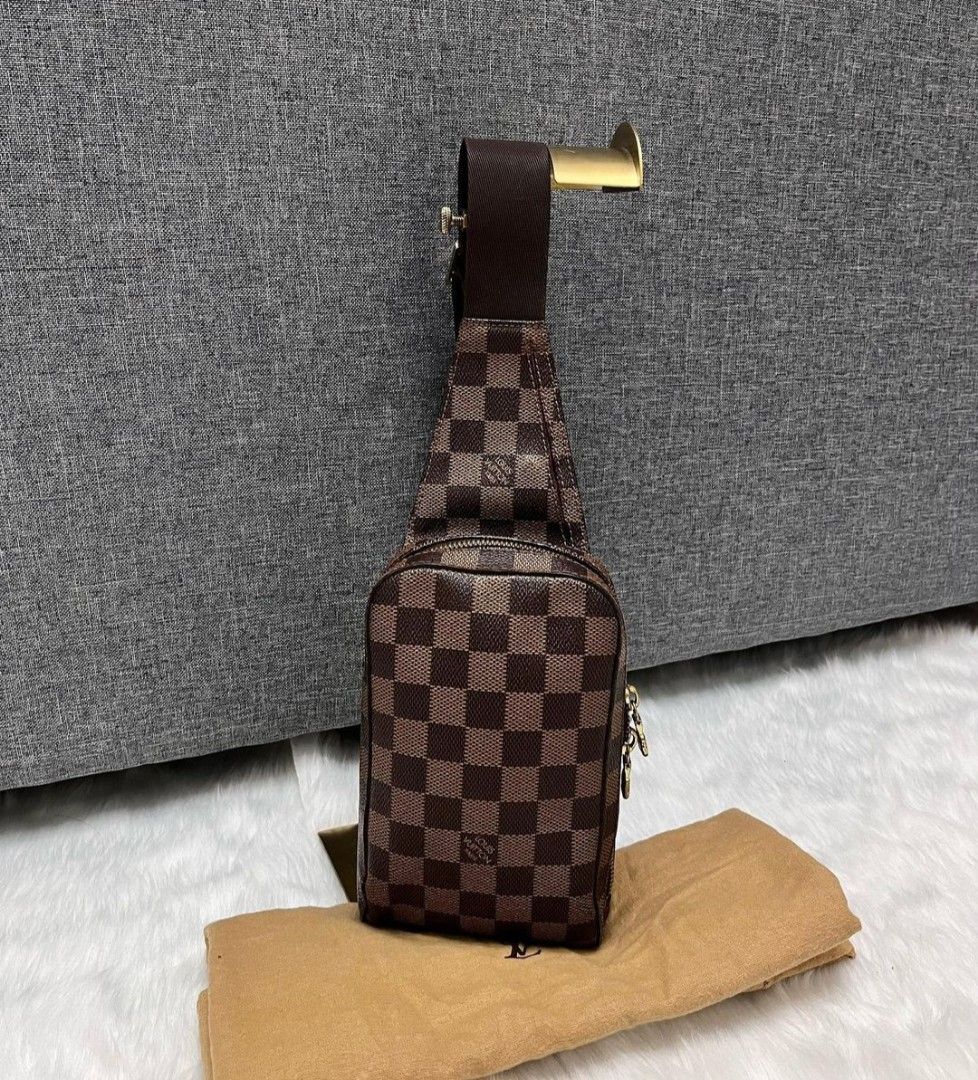 Like New!!! Louis Vuitton Geronimo Damier Ebene (Category: Luxury Bags & Wallets) located in Taguig. Submitted by gcarlet1996 (Listing ID 1223903652, Image 1). Description: .