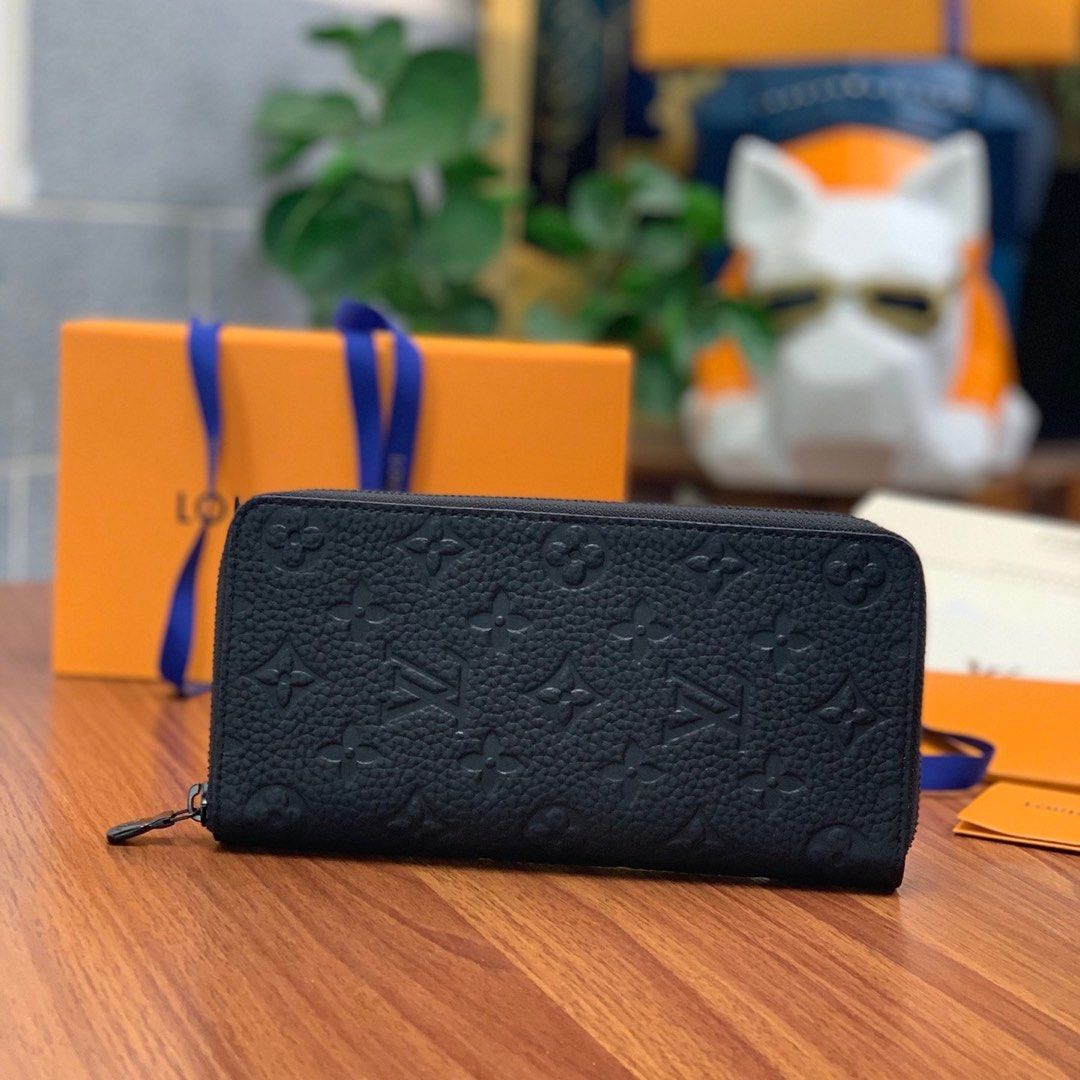 LV Louis Vuitton zippy coin purse vertical, Luxury, Bags & Wallets on  Carousell
