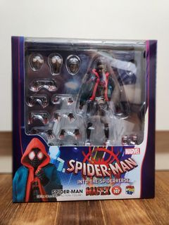 Mafex Iron Spider Endgame version, Hobbies & Toys, Toys & Games on 
