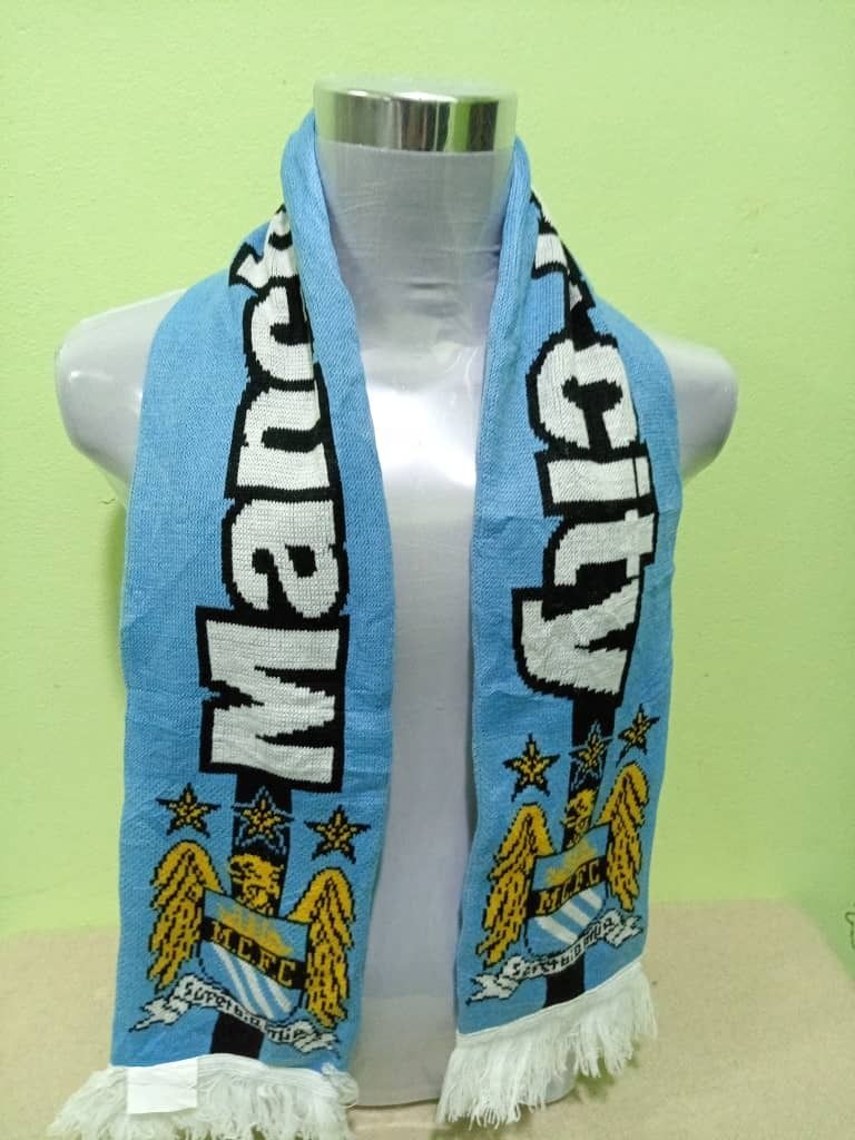 MANCHESTER CITY MUFFLER, Men's Fashion, Activewear on Carousell
