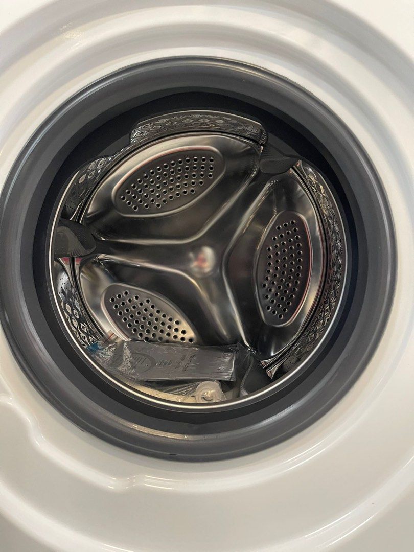 MIDEA 8KG FRONT LOAD WASHING MACHINE MFK868W, TV & Home Appliances