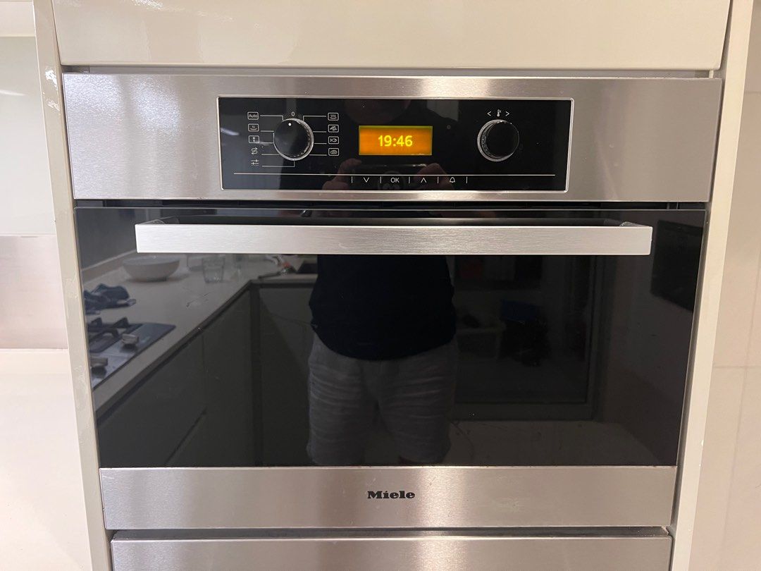 Miele steam oven, TV & Home Appliances, Kitchen Appliances, Ovens