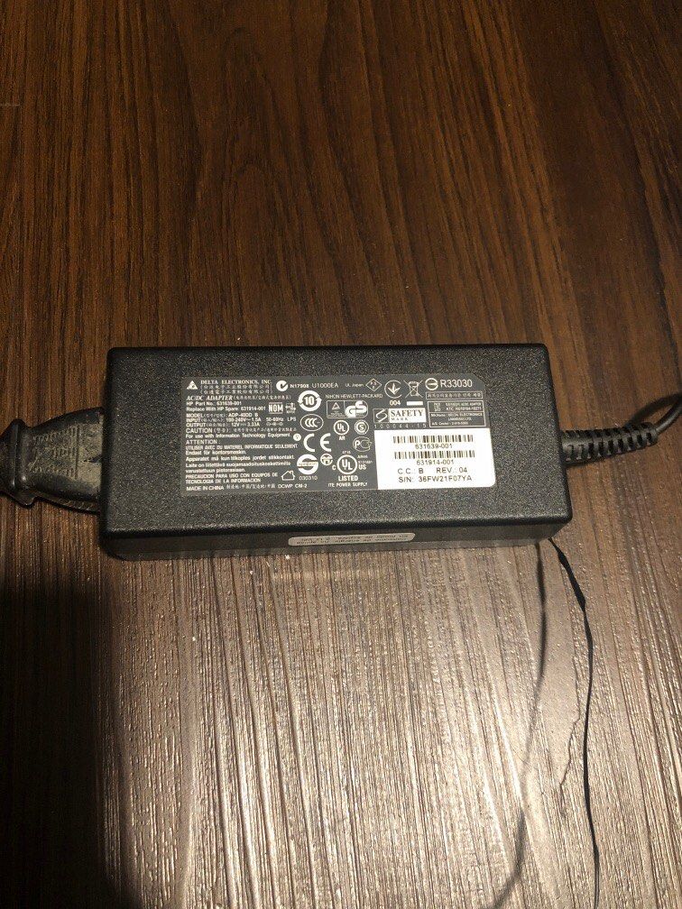 Monitor (Category: Monitor Screens) located in Singapore. Submitted by heyyo5678 (Listing ID 1223877935, Image 3). Description: HP 2311f Monitor - With Powercable + HDMI. 24 Inch Upgraded to a different monitor. This is a steal considering it’s a full set. .