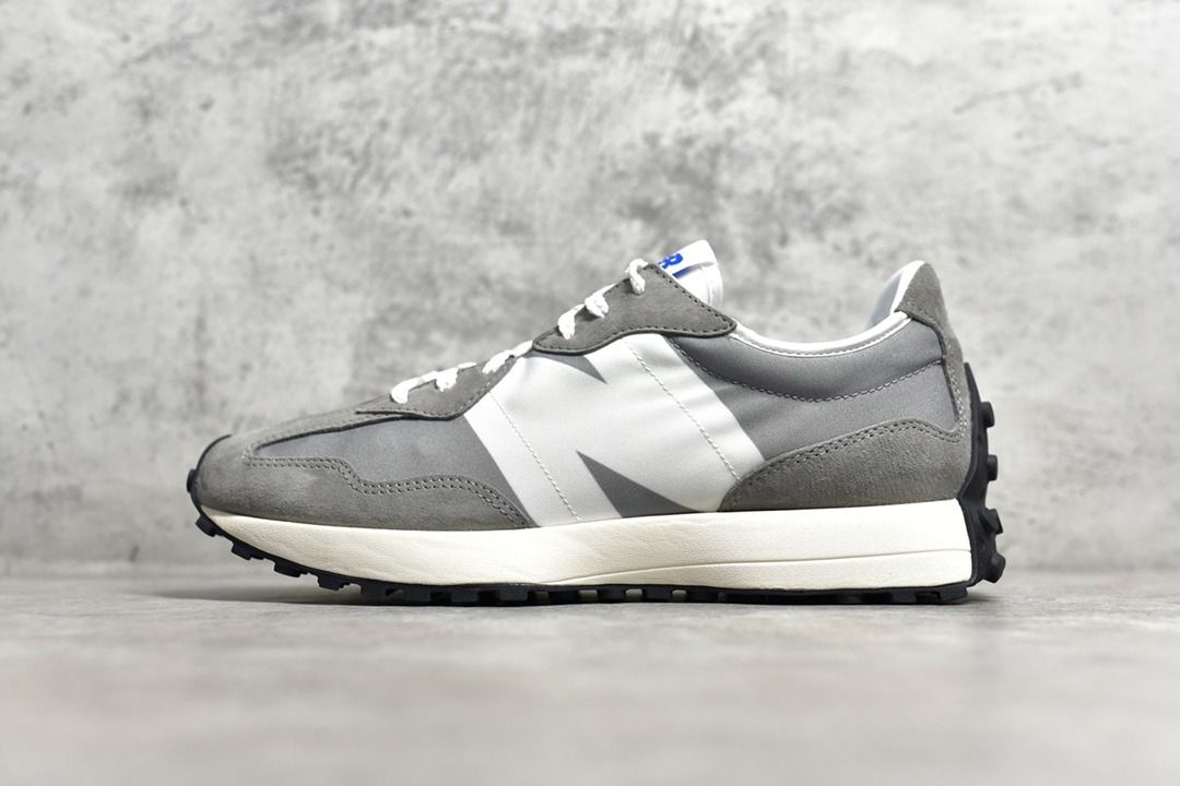 NEW Balance 329 White Grey shoes