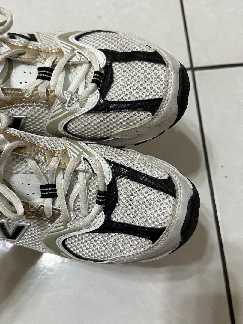 New balance 530 金, 她的時尚, 鞋, 平底鞋在旋轉拍賣