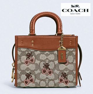 Coach cf420 Jamie Camera Bag With Heart Cherry Print IN Gold/Chalk