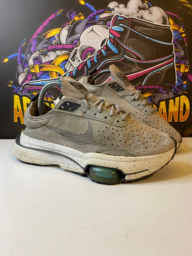 Zoom type clearance