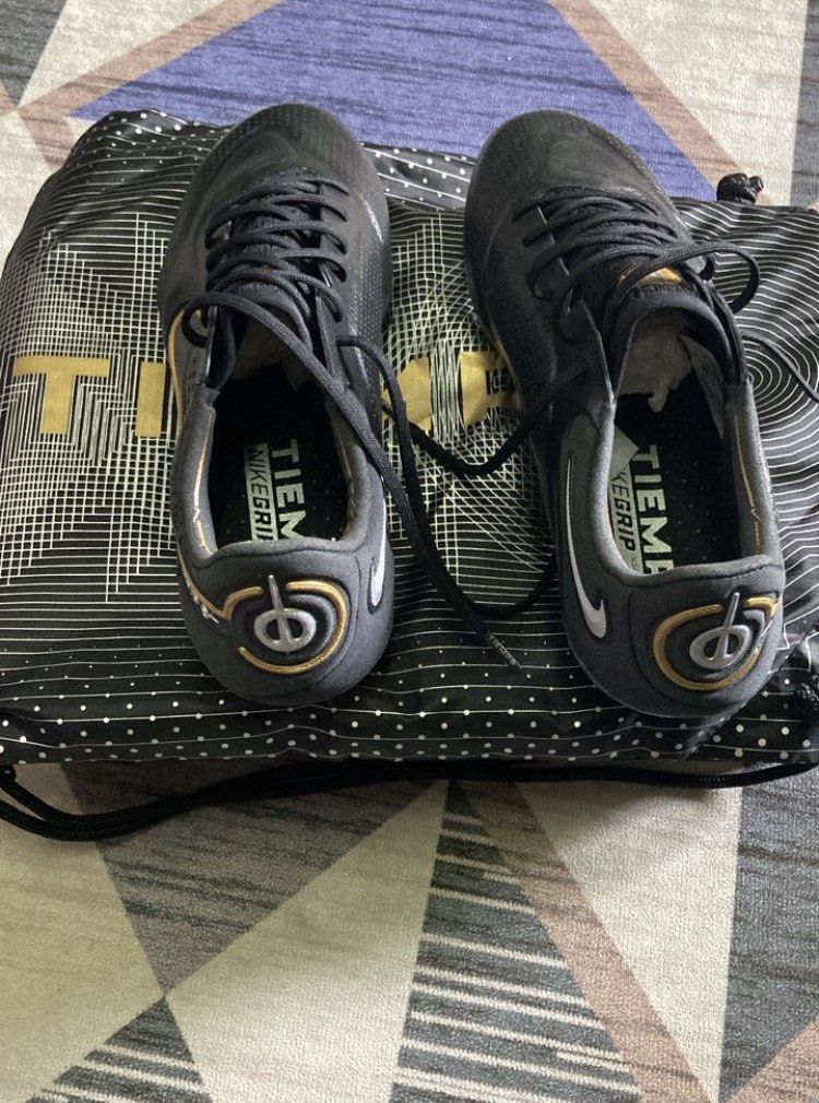 Nike tiempo hitam on sale