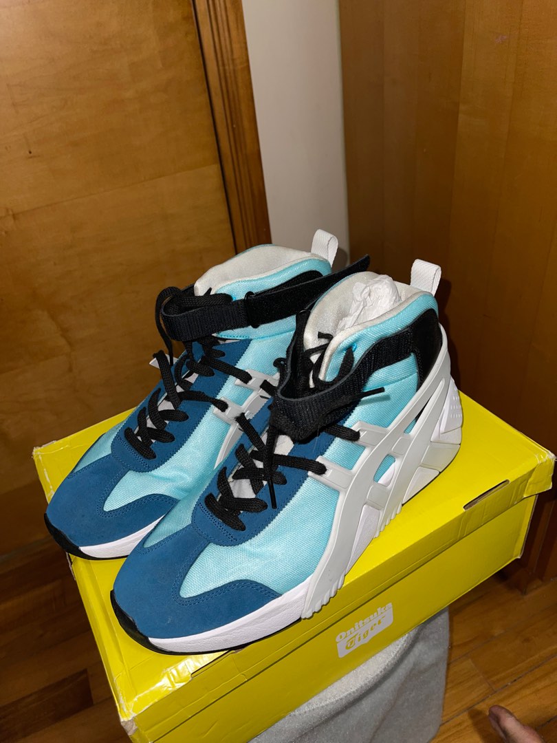 onitsuka tiger big logo