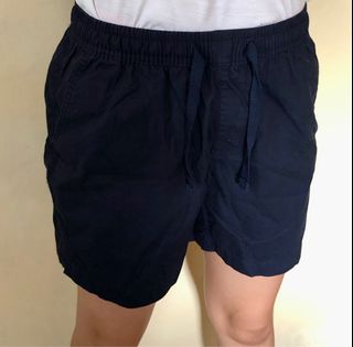 (Category: ) located in . Submitted by goodwillapparel (Listing ID 1223828344, Image 1). Description: .