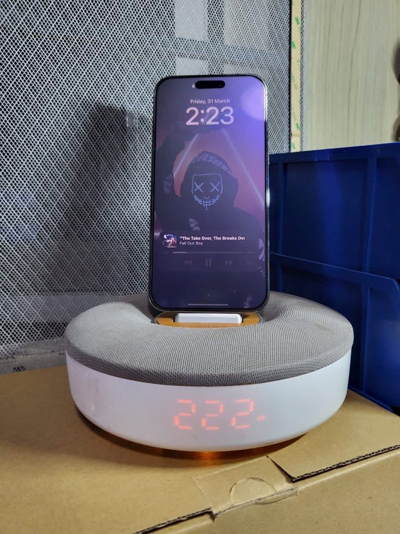 Iphone 6s docking station cheap with speakers
