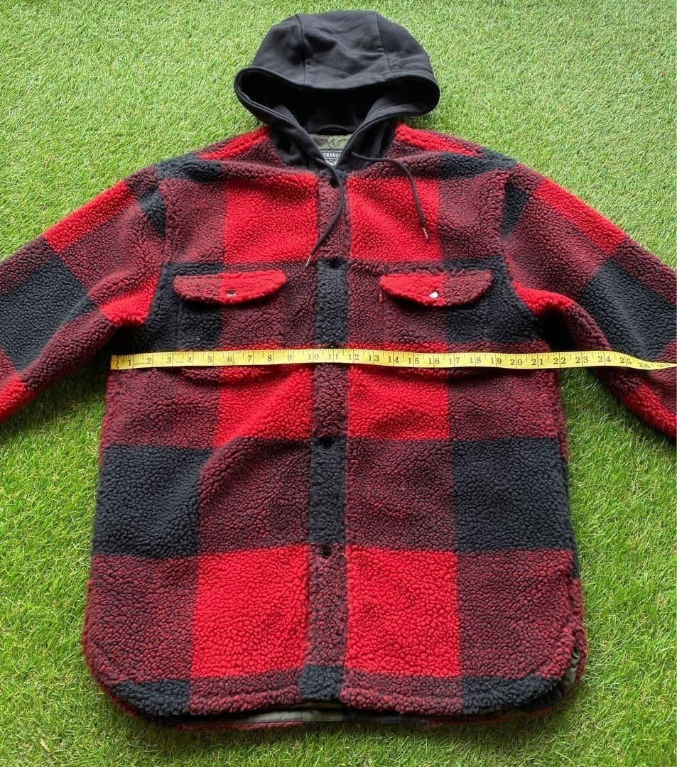 RAYA : LEVIS HOODED CHECKED FLEECE JACKET, Men's Fashion, Coats, Jackets  and Outerwear on Carousell