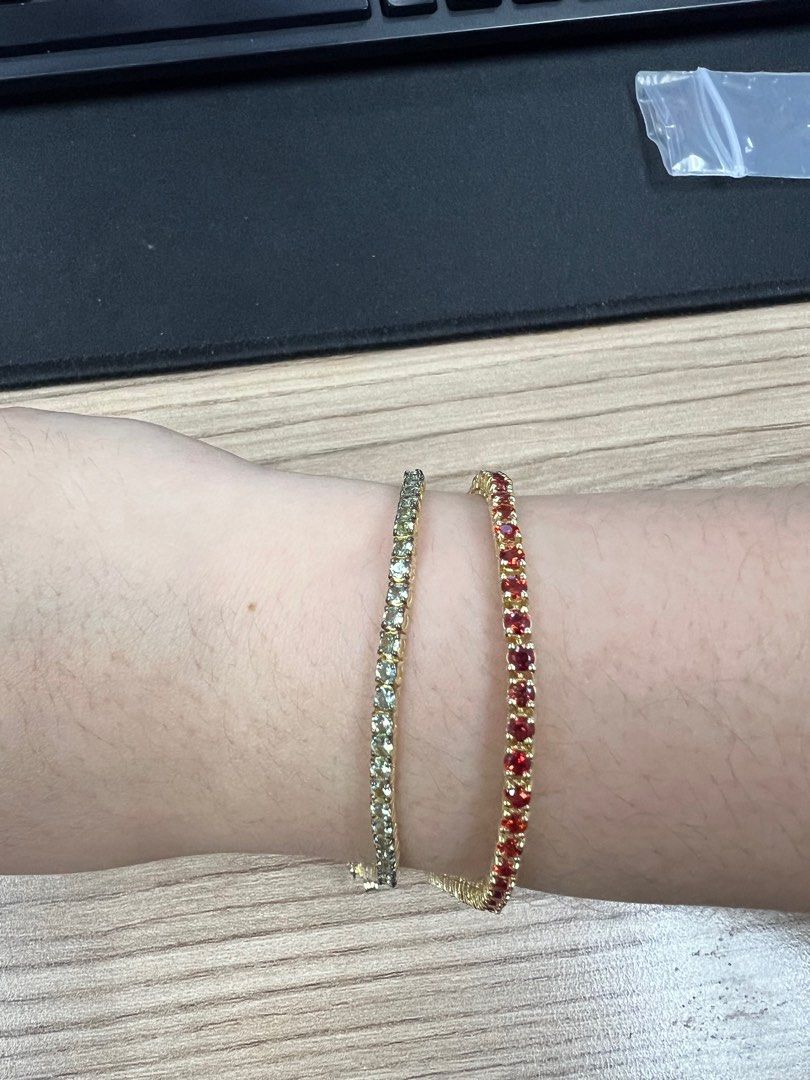 Real Sapphire Tennis Bracelet (Category: Bracelets) located in Quezon City. Submitted by pernella (Listing ID 1223814085, Image 2). Description: Green Sapphire- 3.71carats size 6.5 Red Sapphire- 4.95carats size 6.5 Both in 925 silver gold plated *Real sapphire gemstones .