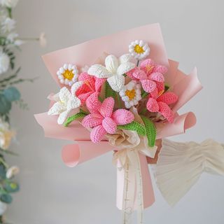 Selena Pink Crochet Flower Bouquet