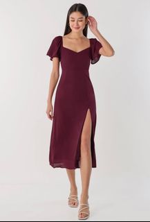 (Category: ) located in . Submitted by dearestcloset (Listing ID 1223892822, Image 1). Description: .