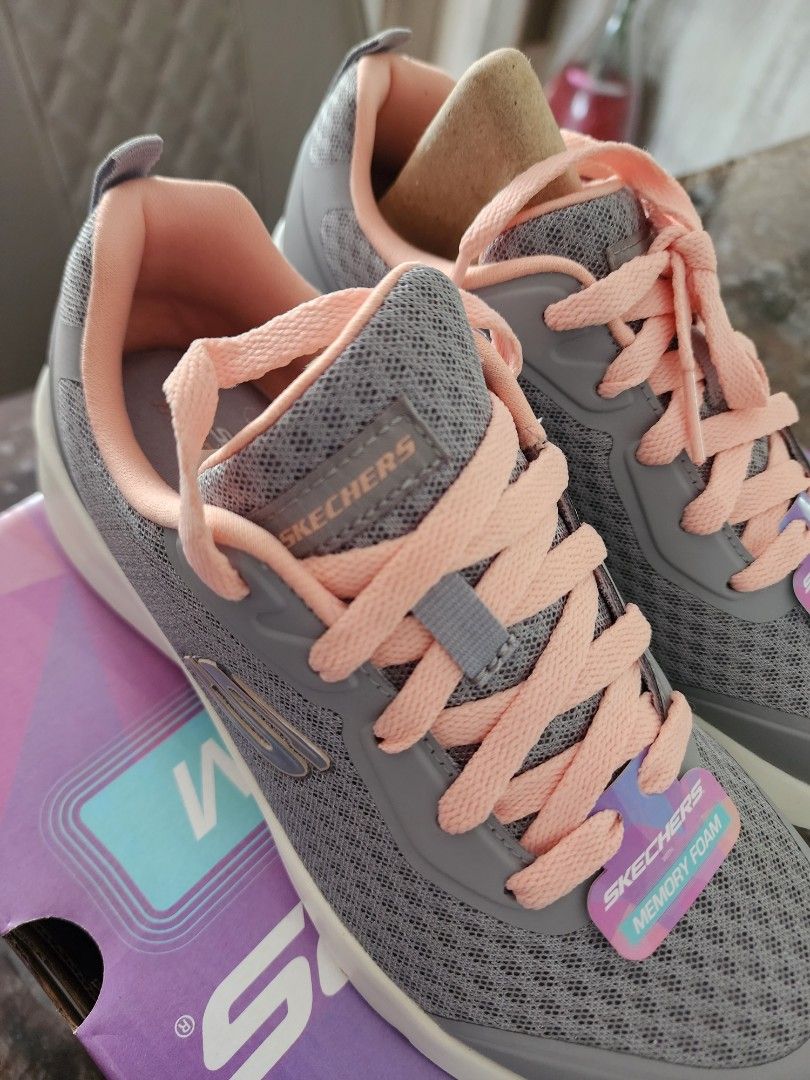 Memory foam clearance sneakers womens