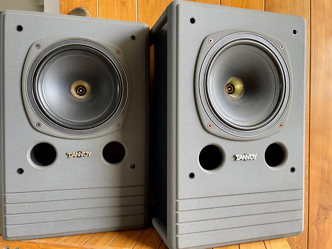 Tannoy store system 8