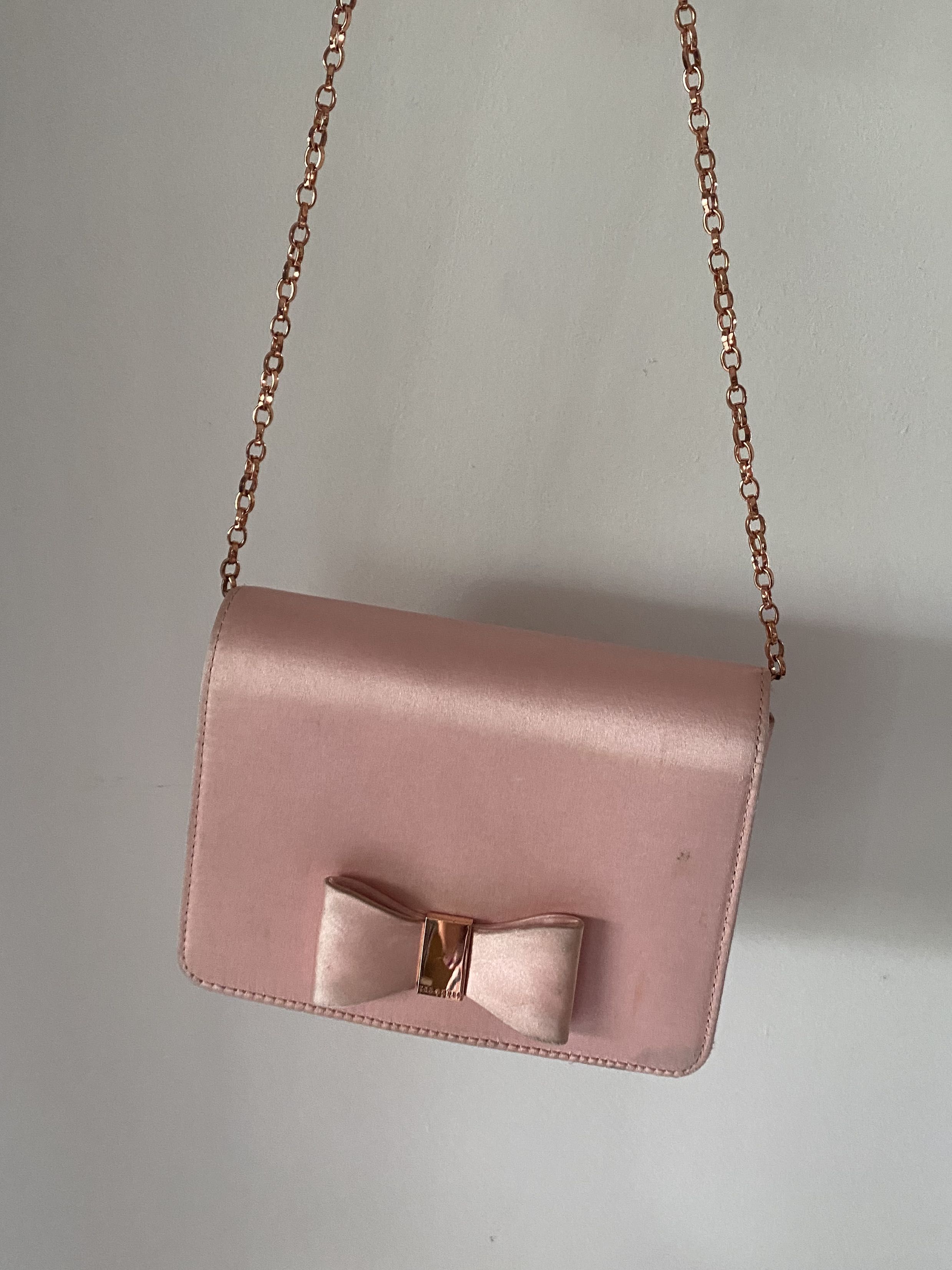 Gold top side bag