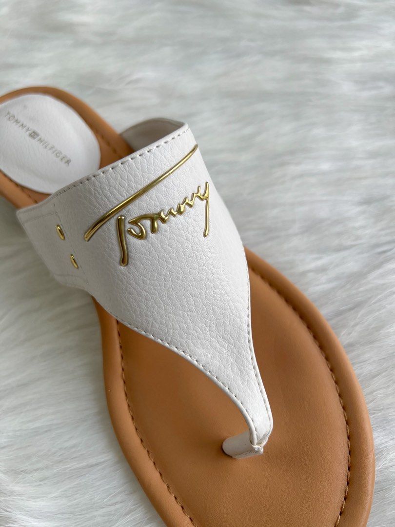 Tommy hilfiger white flip flops best sale