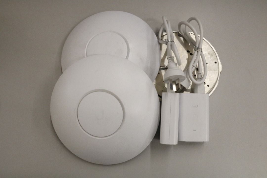Ubiquiti Unifi AP SHD (Category: Networking) located in Quezon City. Submitted by johnluigie.pagal (Listing ID 1223816454, Image 2). Description: For Sale Ubiquiti Unifi AP AC SHD Php 16,000.00 (Negotiable) Office used 2 Pcs available *POE Injector not Included (Add 800 if you want) - 802.11ac Wave 2 WiFi technology - 5 GHz (4x4 MU-MIMO) band with a 1.7 Gbps throughput rate - 2.4 GHz (4x4 MIMO) band with a 800 Mbps throughput rate - Dedicated sec