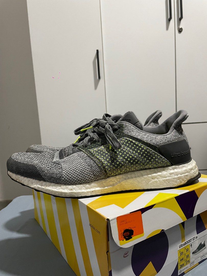 Ultraboost ST grey green