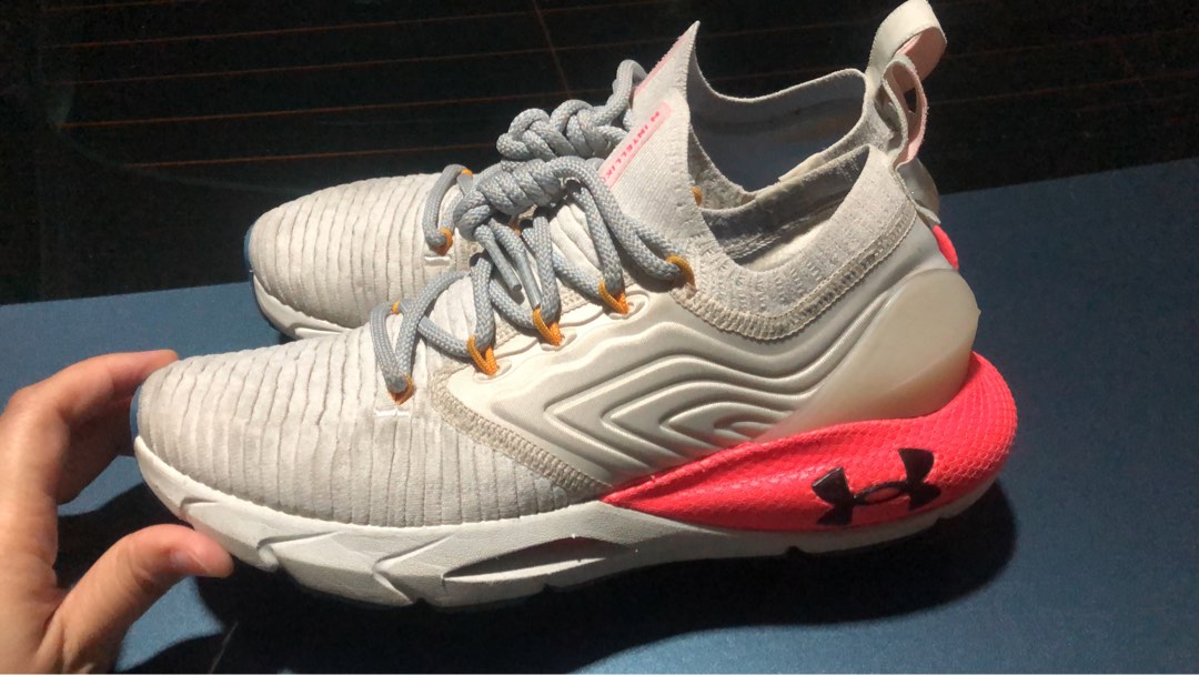 Under armour deals shoes greece
