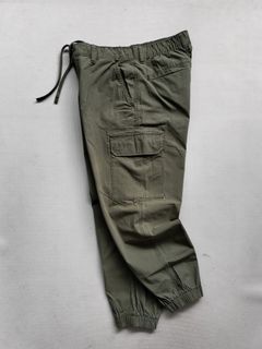 UNIQLO jogger cargo pants olive green