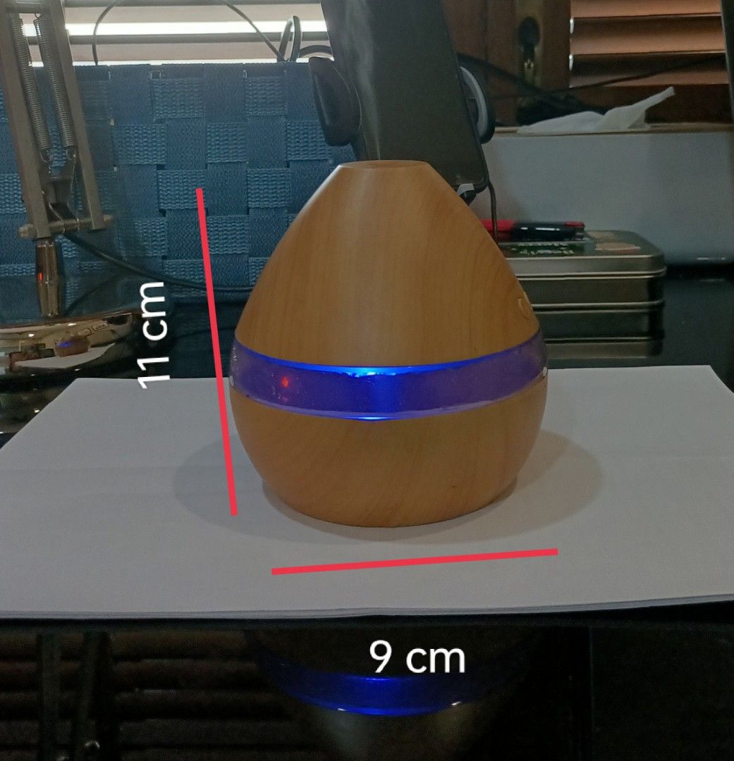 USB Aroma Diffuser mini mist maker (Category: Other Home Appliances) located in Petaling Jaya. Submitted by samadhipanna (Listing ID 1223834039, Image 3). Description: Wood grain, mini USB Aroma Diffuser come with USB cable.