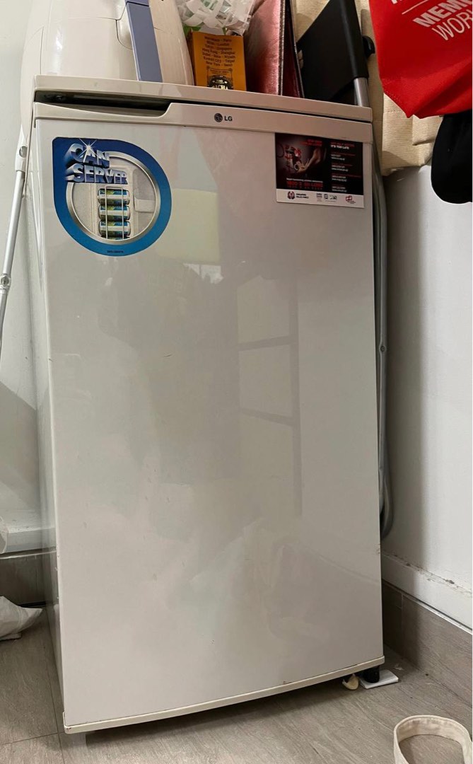 Used mini fridge, TV & Home Appliances, Kitchen Appliances