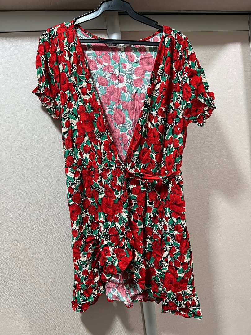 Zara Floral Dress, Women's Fashion, Dresses & Sets, Dresses on Carousell