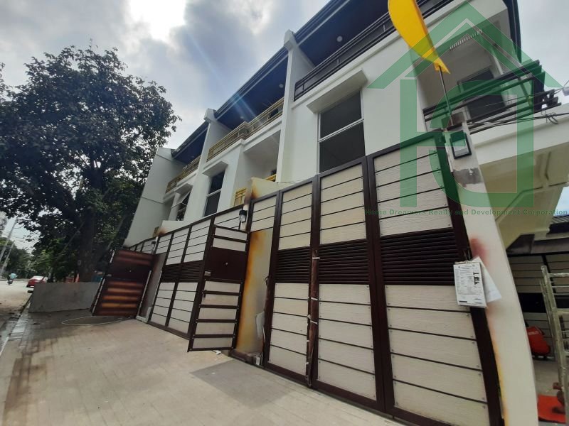 3Storey Brand New Townhouse FOR SALE IN QUEZON CITY Near Ateneo de