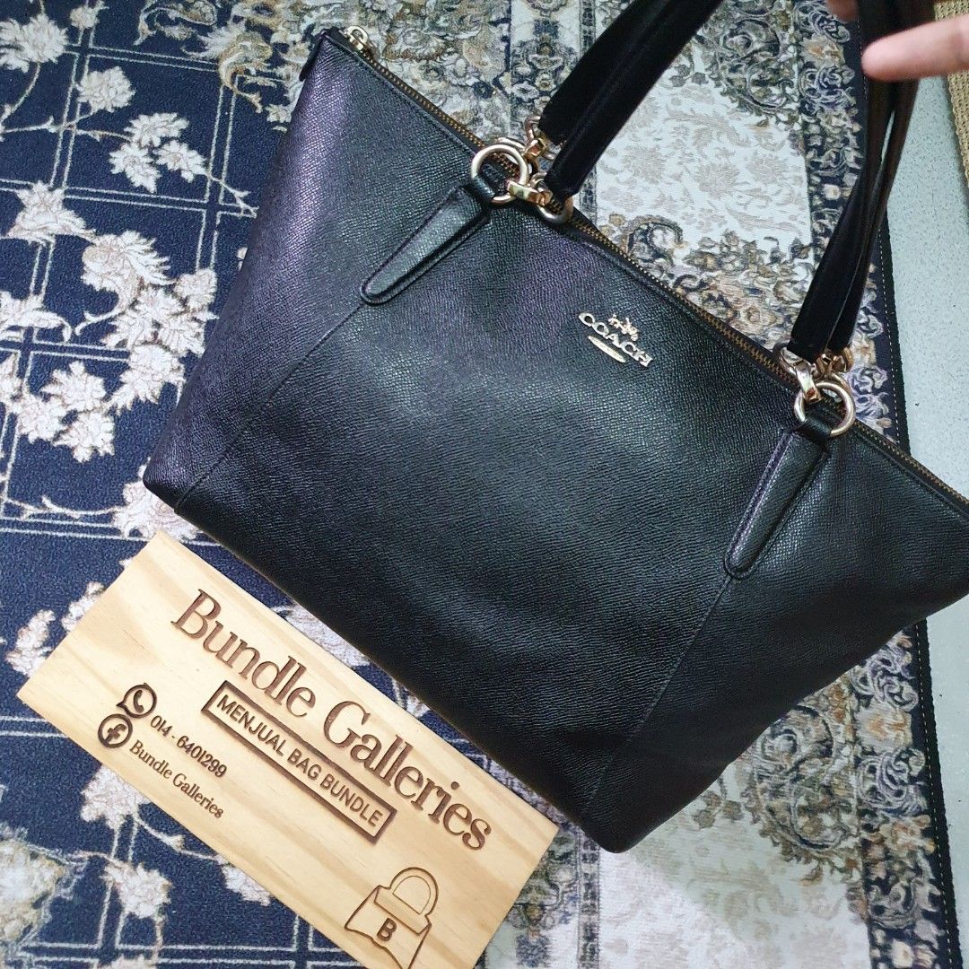 Ava hot sale tote coach