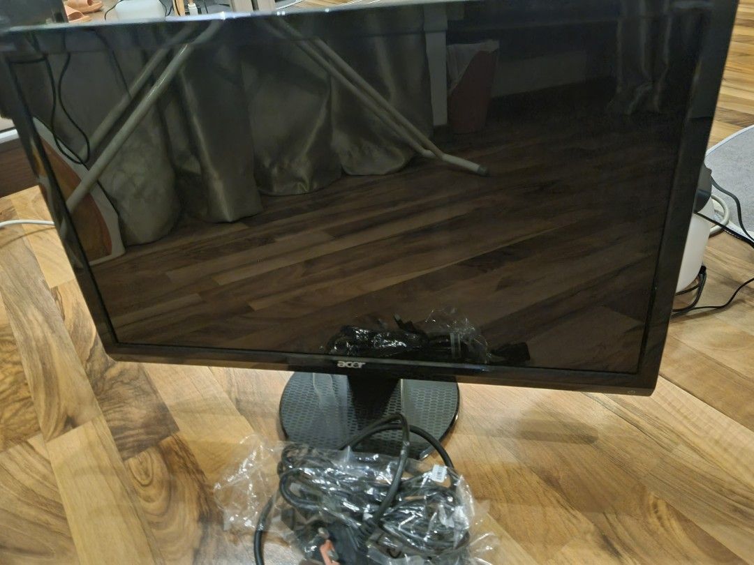 Acer P235h Lcd Monitor Computers And Tech Parts And Accessories Monitor Screens On Carousell 2146