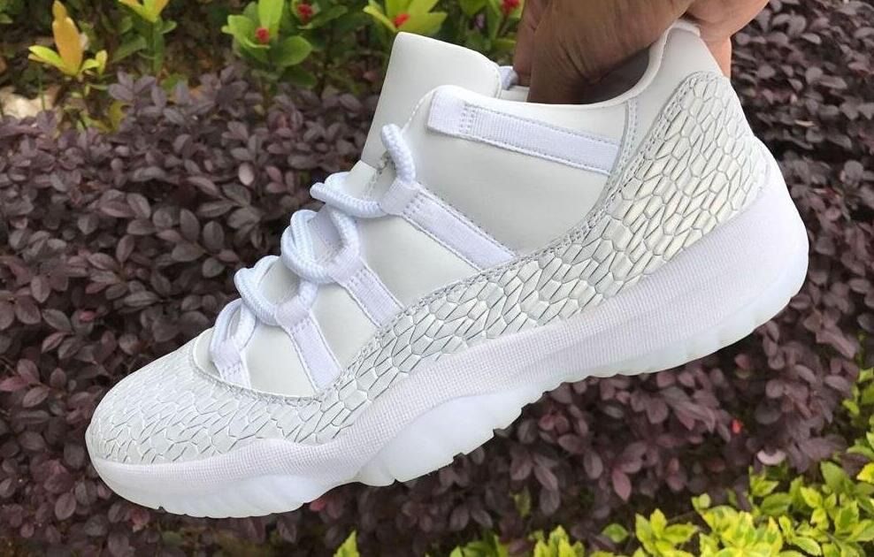 Jordan 11 retro low heiress discount pure platinum