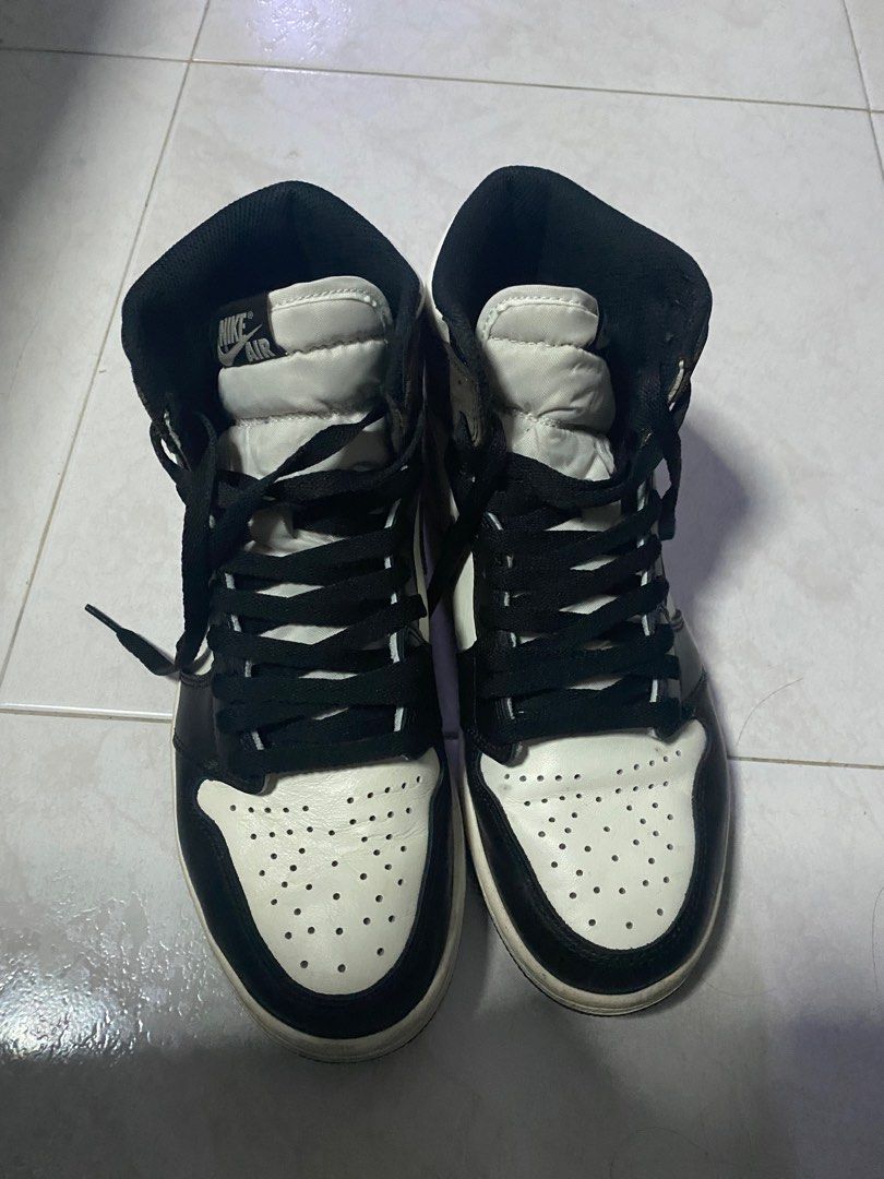 air jordan 1 mocha size 9