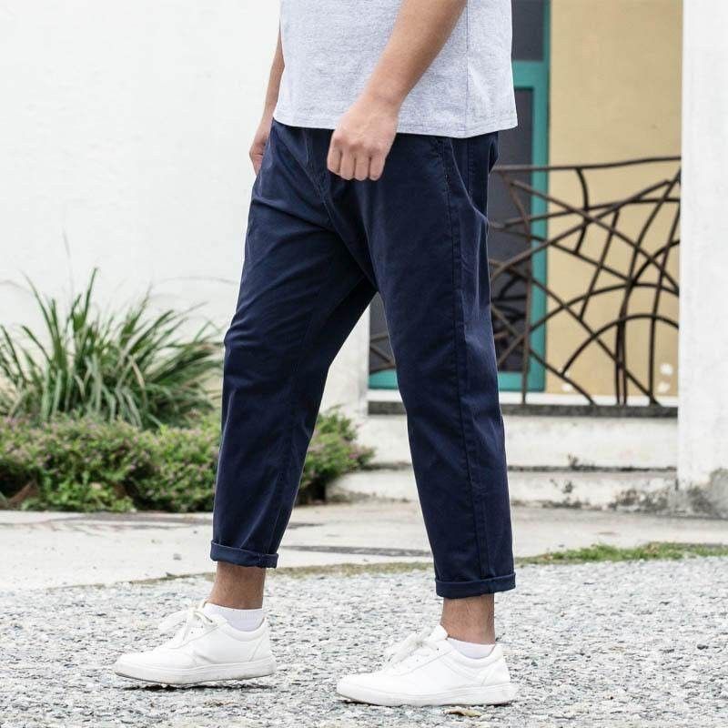 UNIQLO MEN Smart Ankle Pants Cotton Mens Fashion Bottoms Trousers on  Carousell