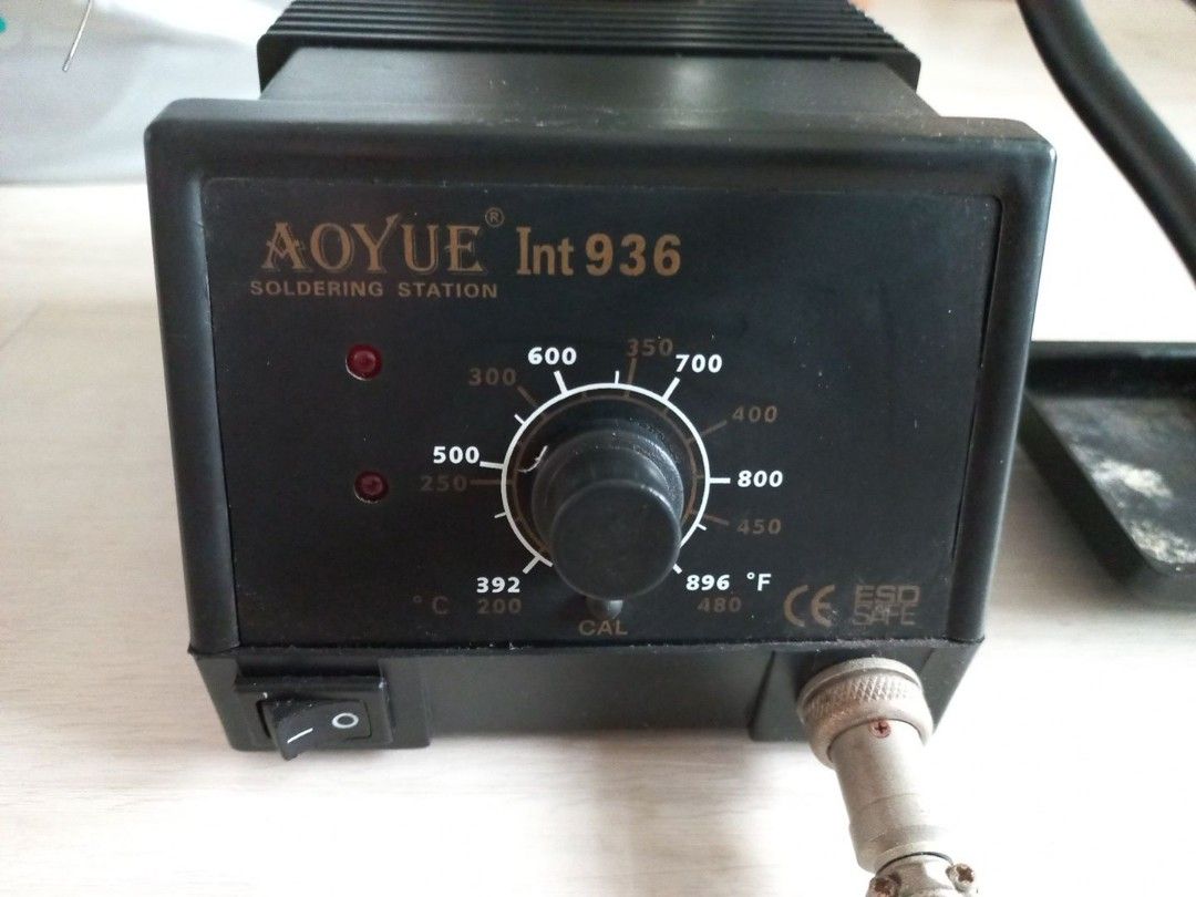 Aoyue 936 soldering on sale station