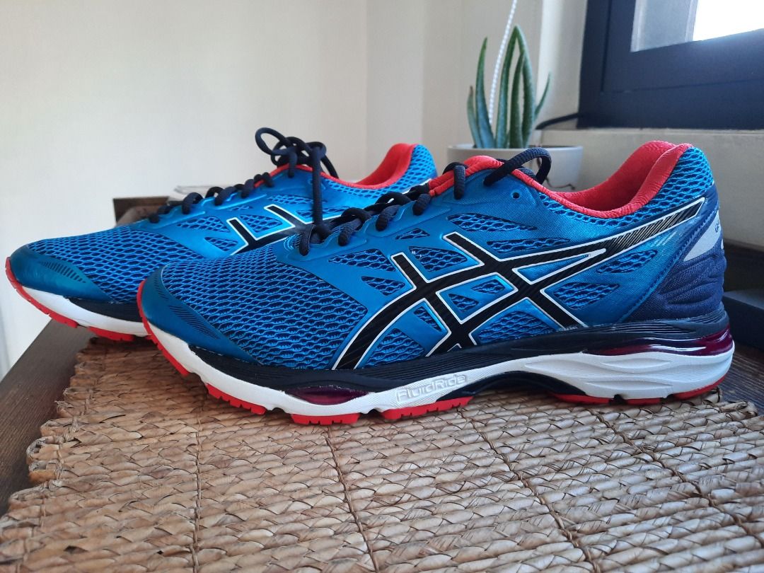 Oprecht Vestiging Sceptisch ASICS Gel-Cumulus 18 Running/Training Shoes, Men's Fashion, Footwear,  Sneakers on Carousell